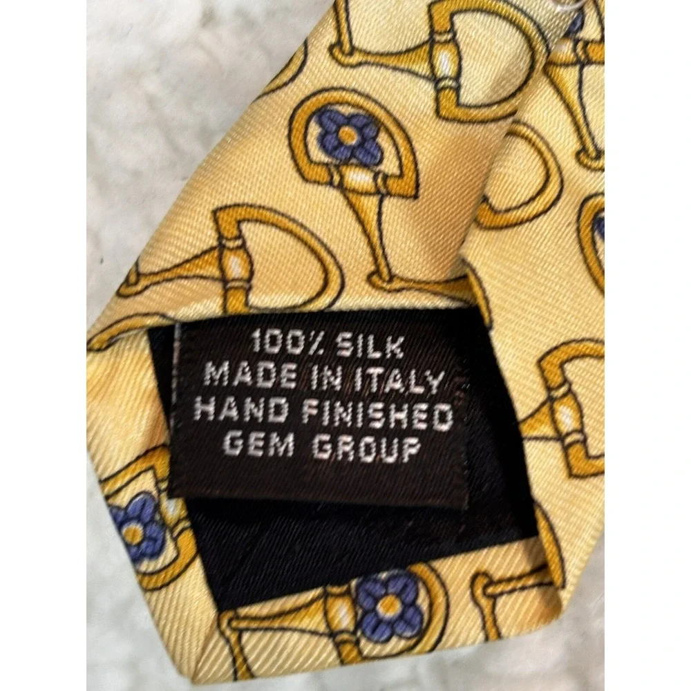 Paolo Gucci Silk Tie Mens OS Yellow Excellent Horsebit Floral Crest Italy